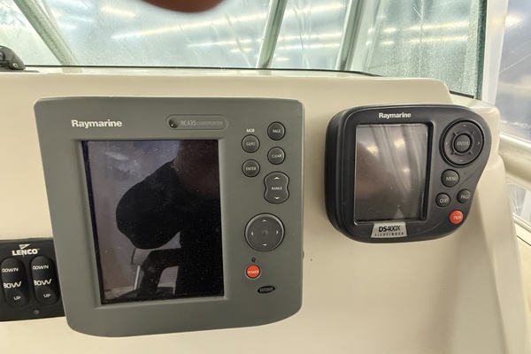 22ft Robalo Yacht For Sale