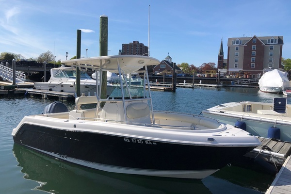 22ft Robalo Yacht For Sale