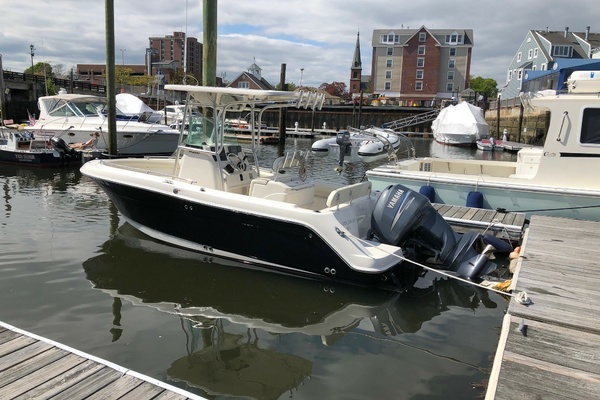 22ft Robalo Yacht For Sale