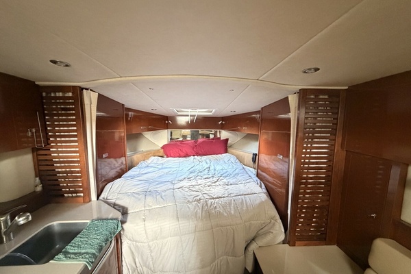 Knot Flyin 37ft Sea Ray Yacht For Sale