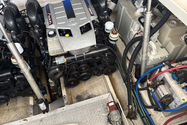 Knot Flyin 37ft Sea Ray Yacht For Sale