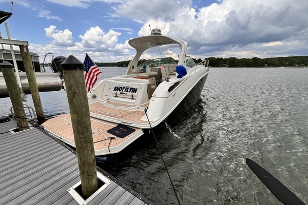 2010 Sea Ray 37
