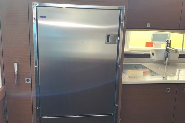 ABOVE GROUND 45ft Sea Ray Yacht For Sale