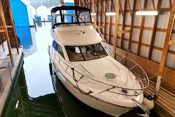 34ft Bayliner Yacht For Sale