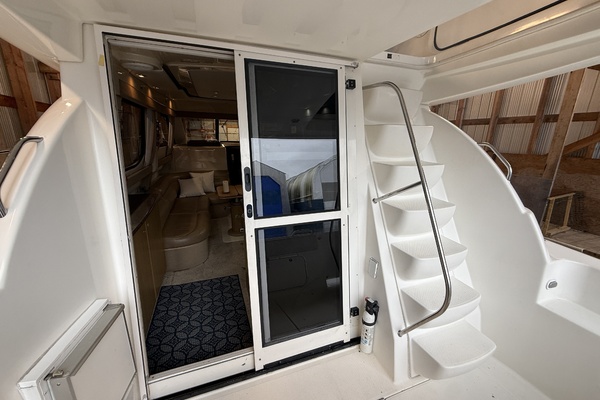 34ft Bayliner Yacht For Sale