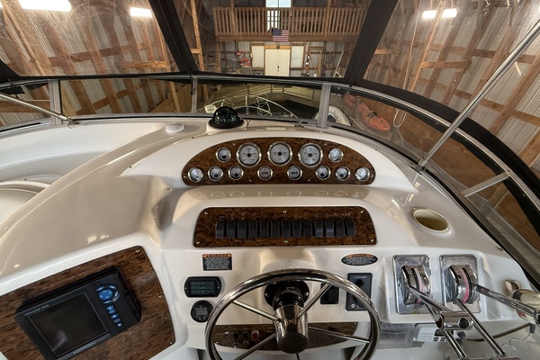 34ft Bayliner Yacht For Sale