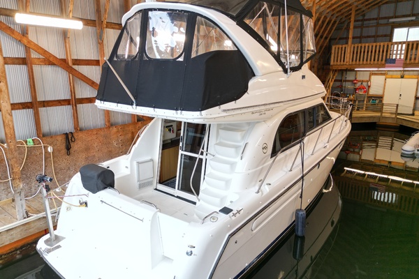 34ft Bayliner Yacht For Sale