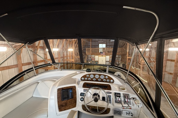 34ft Bayliner Yacht For Sale