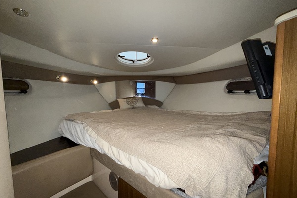 34ft Bayliner Yacht For Sale