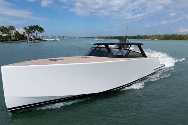 56ft VanDutch Yacht For Sale