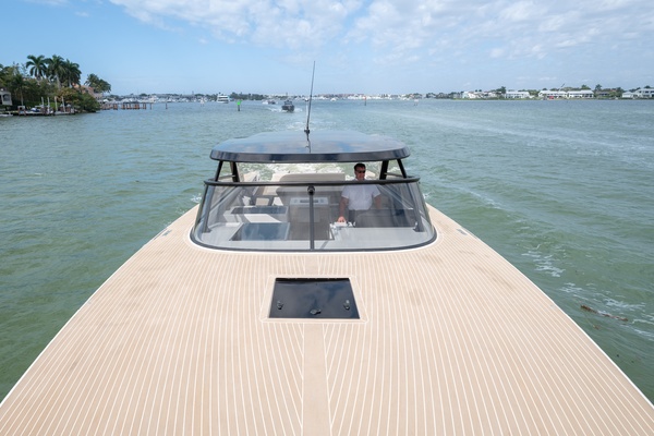 56ft VanDutch Yacht For Sale