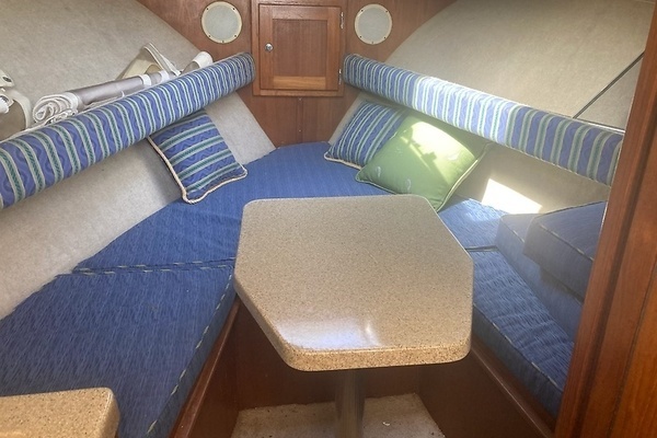 Photo of the 2004 Albemarle 268 Express Fisherman "Balhala na"