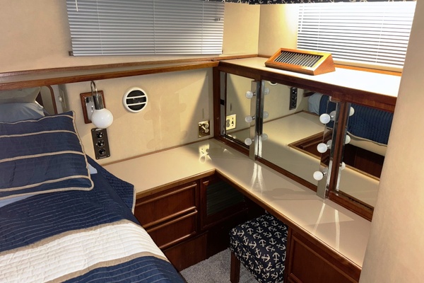 42ft Chris Craft Yacht For Sale