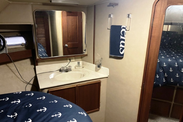 42ft Chris Craft Yacht For Sale