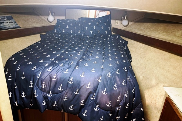 42ft Chris Craft Yacht For Sale