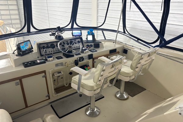 42ft Chris Craft Yacht For Sale