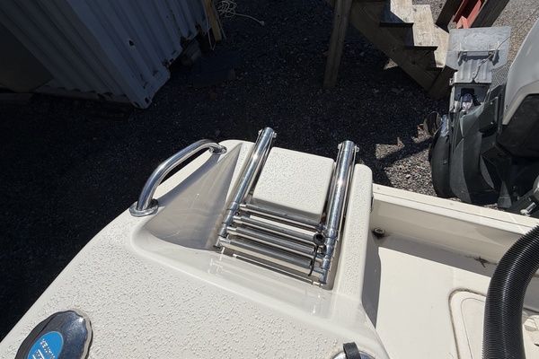 24ft Sea Chaser Yacht For Sale