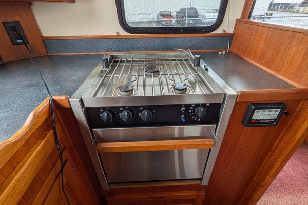 INTERMISSION 37ft Nordic Tugs Yacht For Sale