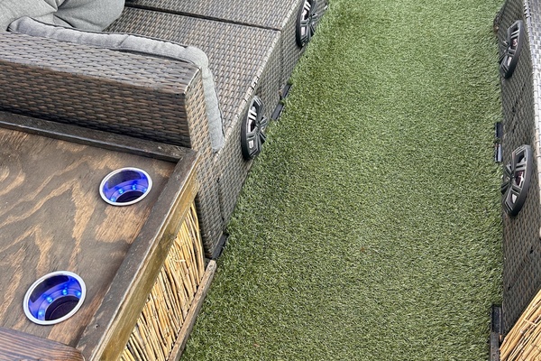 25ft Starcraft Yacht For Sale