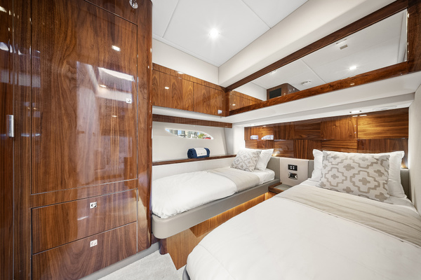 63ft Riviera Yacht For Sale