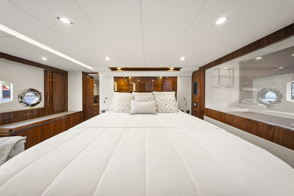 63ft Riviera Yacht For Sale