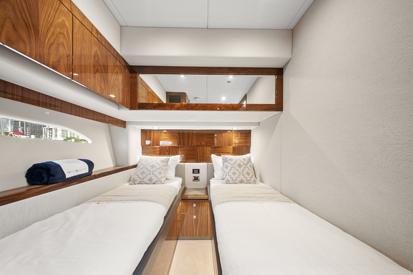 63ft Riviera Yacht For Sale