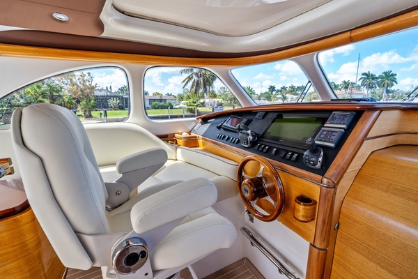 Mississippi Queen 44ft Zeelander Yacht For Sale