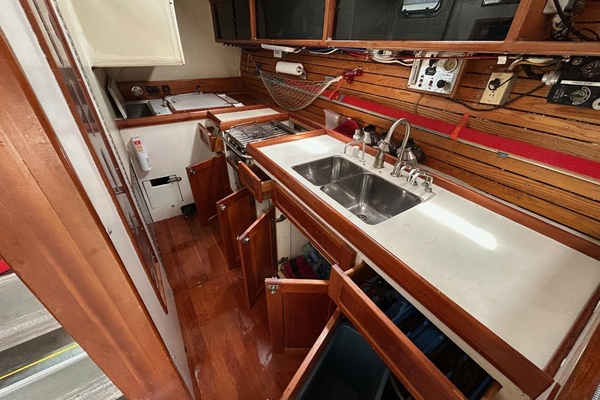 Silver Bullet 55ft Custom Yacht For Sale