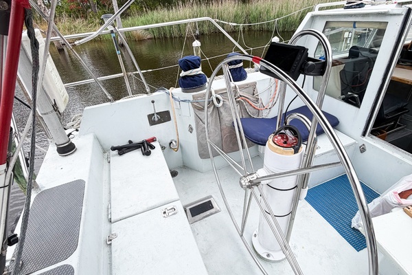 Silver Bullet 55ft Custom Yacht For Sale