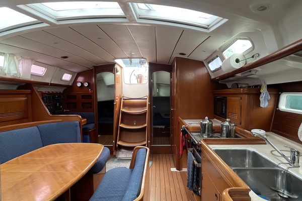 Short Horizon 42ft Beneteau Yacht For Sale