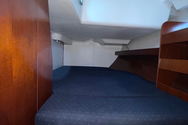 42ft Beneteau Yacht For Sale