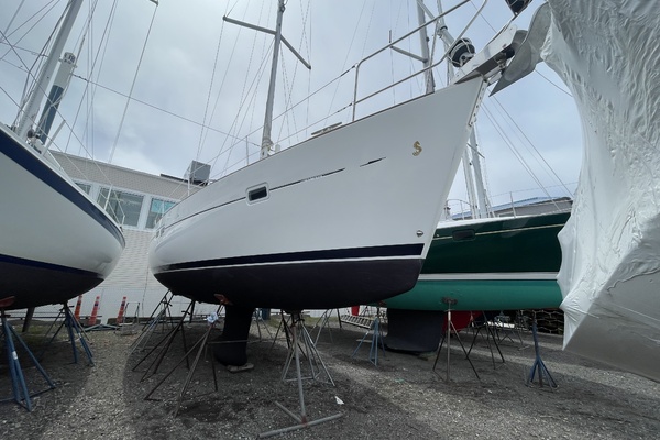 Short Horizon 42ft Beneteau Yacht For Sale
