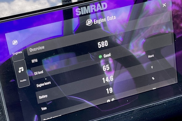 25ft Sea Ray Yacht For Sale