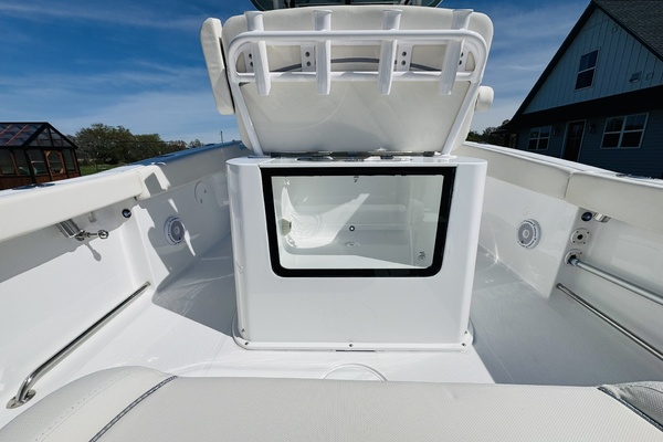 25ft Sea Hunt Yacht For Sale
