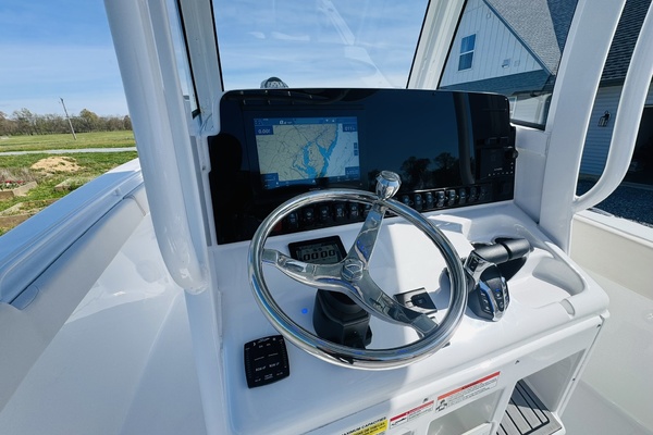 25ft Sea Hunt Yacht For Sale