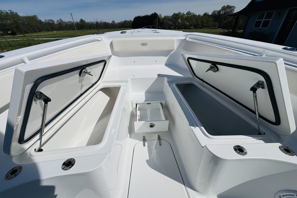 25ft Sea Hunt Yacht For Sale