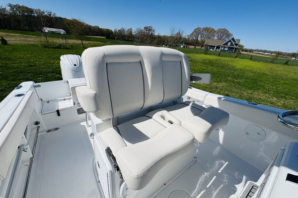 25ft Sea Hunt Yacht For Sale