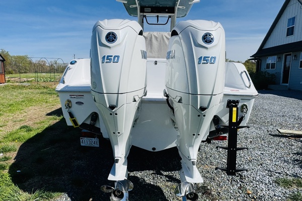 25ft Sea Hunt Yacht For Sale