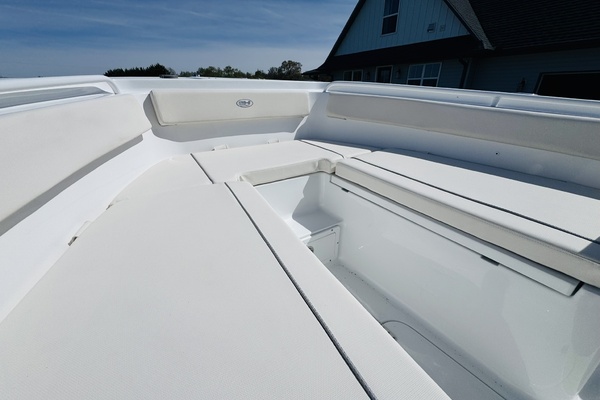 25ft Sea Hunt Yacht For Sale