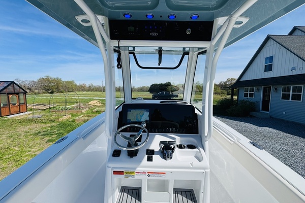 25ft Sea Hunt Yacht For Sale