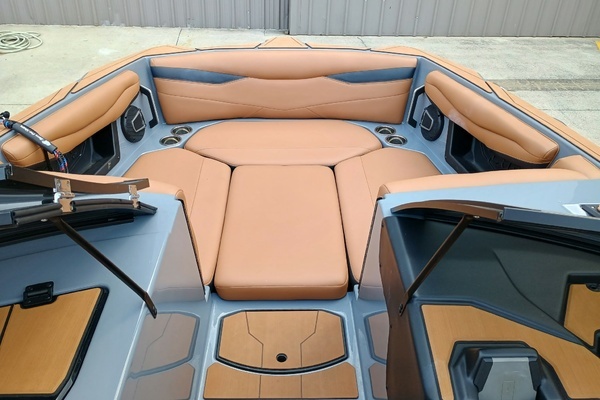 Photo of the 2024 Axis A245