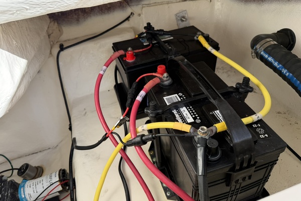 22ft Robalo Yacht For Sale