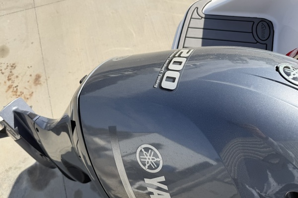 22ft Robalo Yacht For Sale