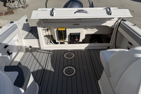 22ft Robalo Yacht For Sale