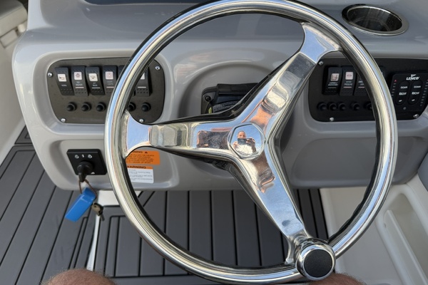 22ft Robalo Yacht For Sale