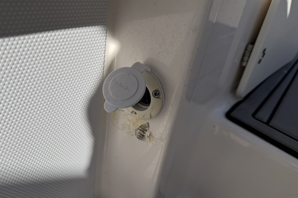 22ft Robalo Yacht For Sale