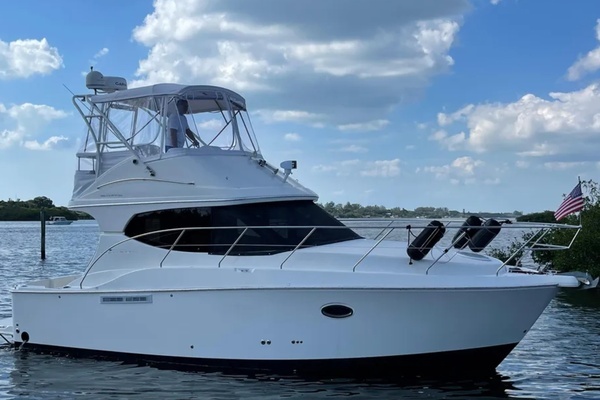 33-ft-Silverton-2007-33 Convertible- Sarasota Florida United States  yacht for sale