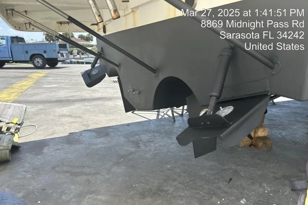 33ft Silverton Yacht For Sale