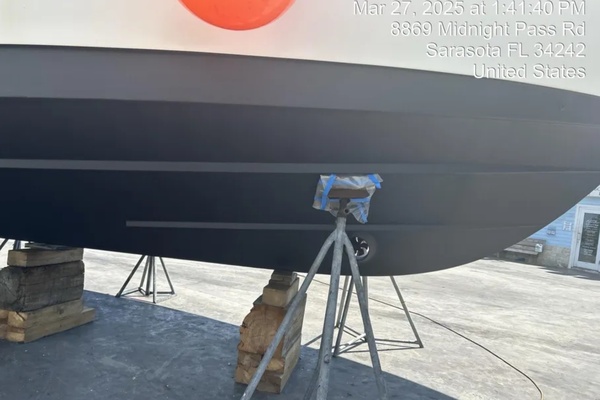 33ft Silverton Yacht For Sale