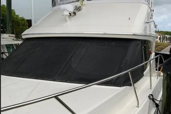 33ft Silverton Yacht For Sale